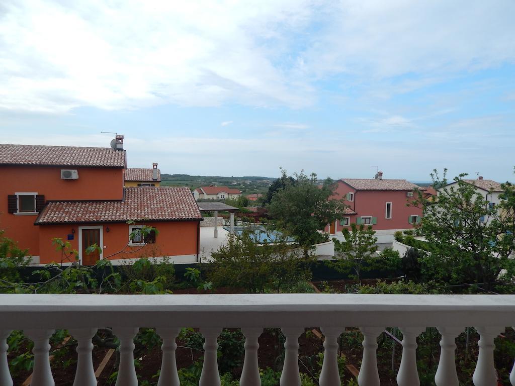 Apartments Vilanija Exterior photo
